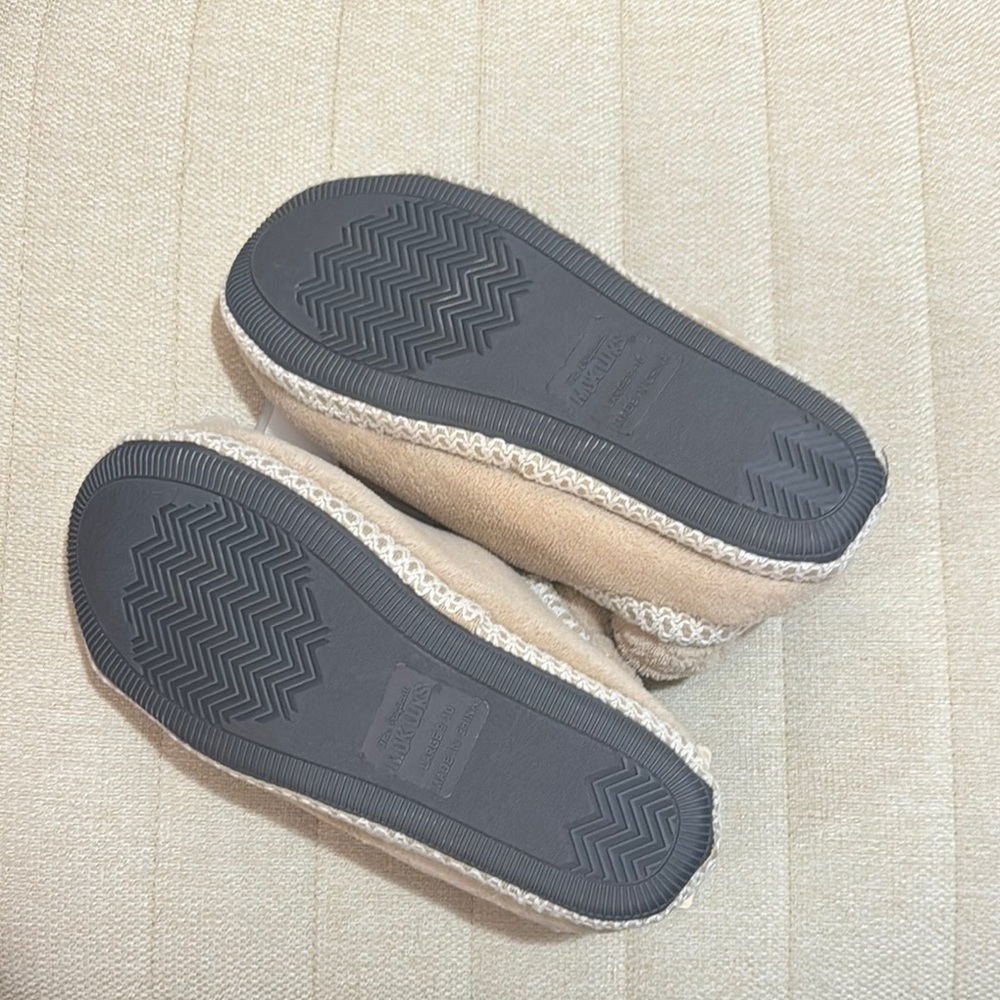 Muk Luks Beige Women's Slippers - Picture 4 of 4